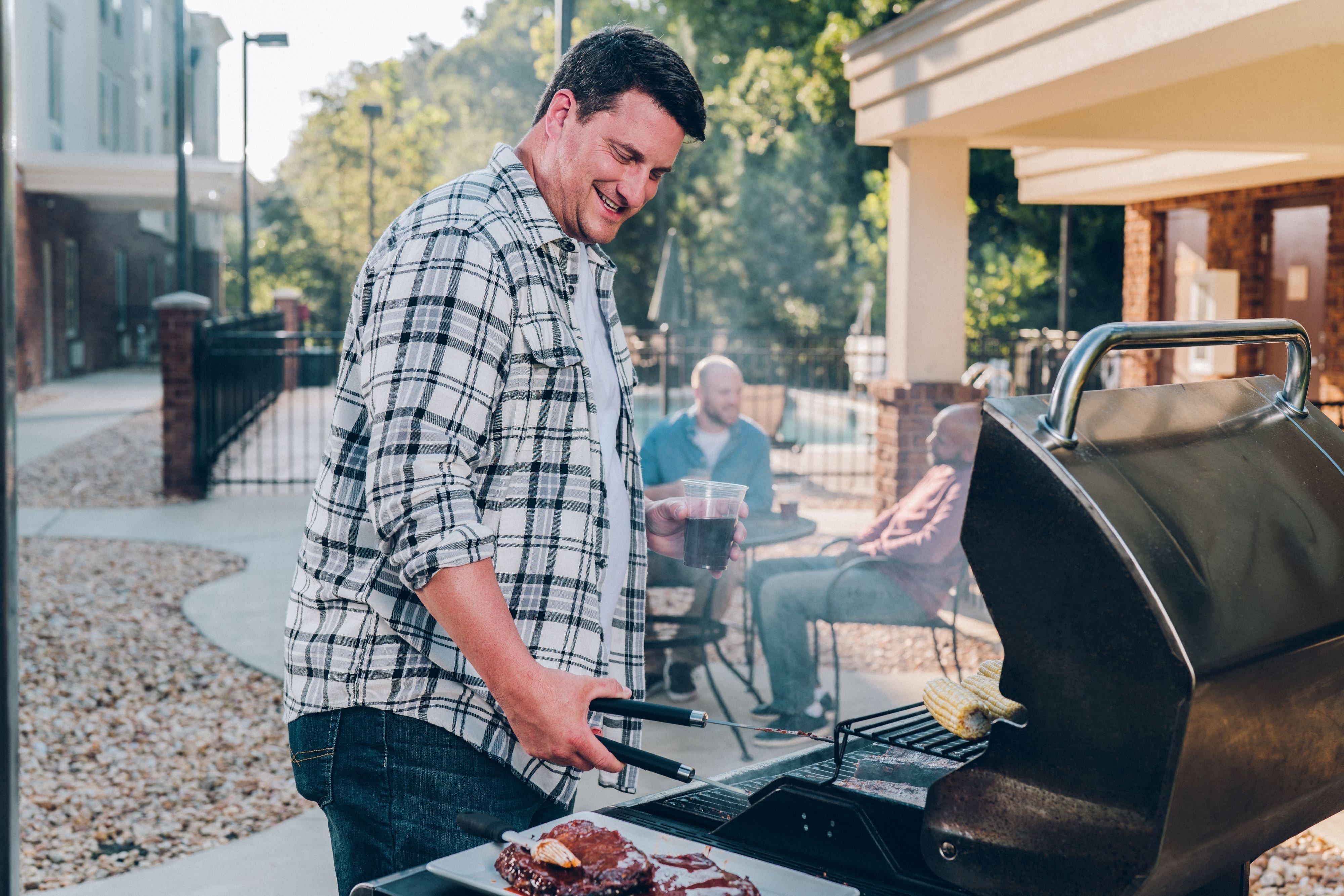 Candlewood Suites Greenville By Ihg Bagian luar foto