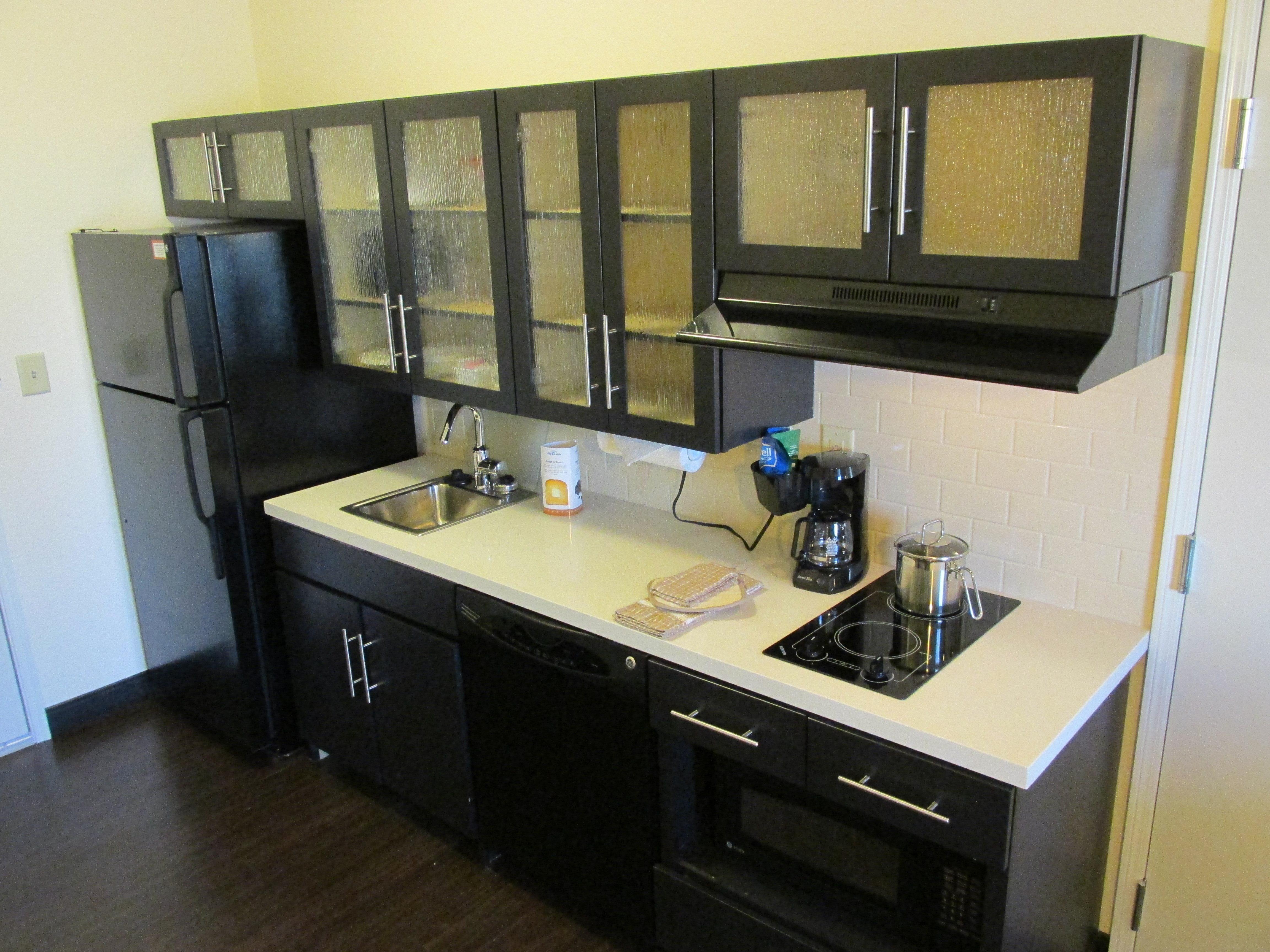 Candlewood Suites Greenville By Ihg Bagian luar foto