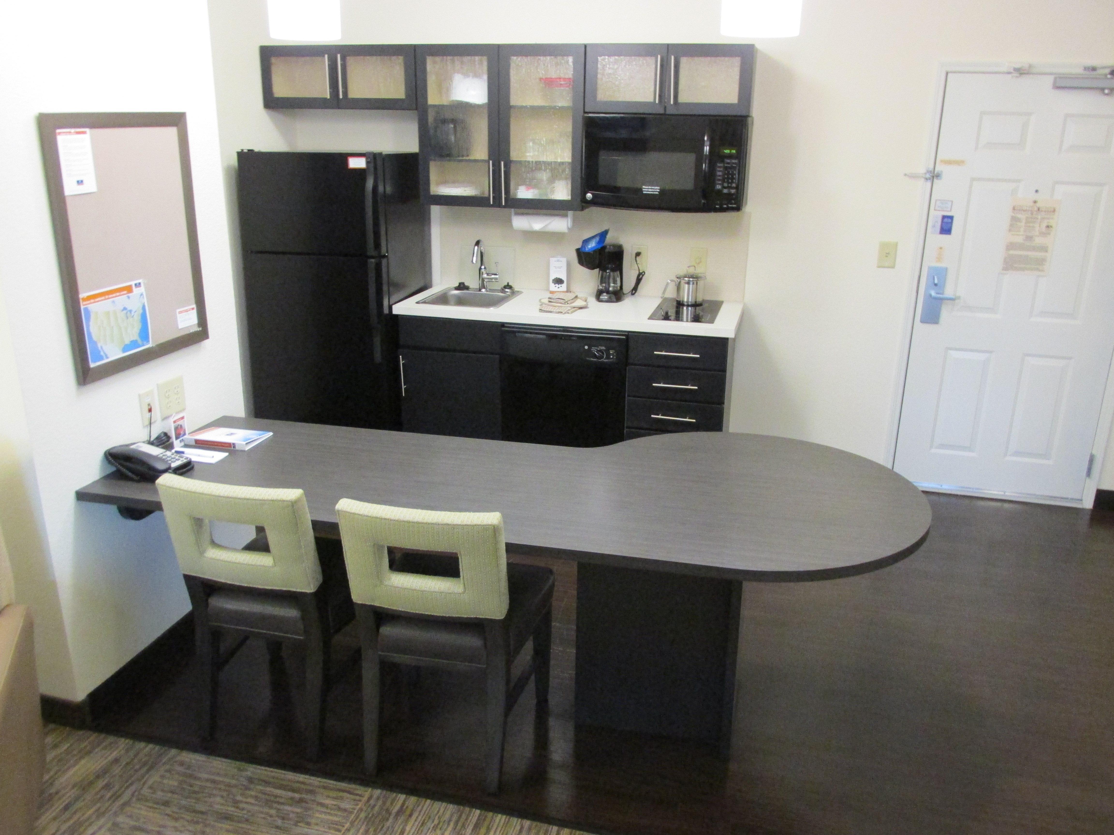 Candlewood Suites Greenville By Ihg Bagian luar foto
