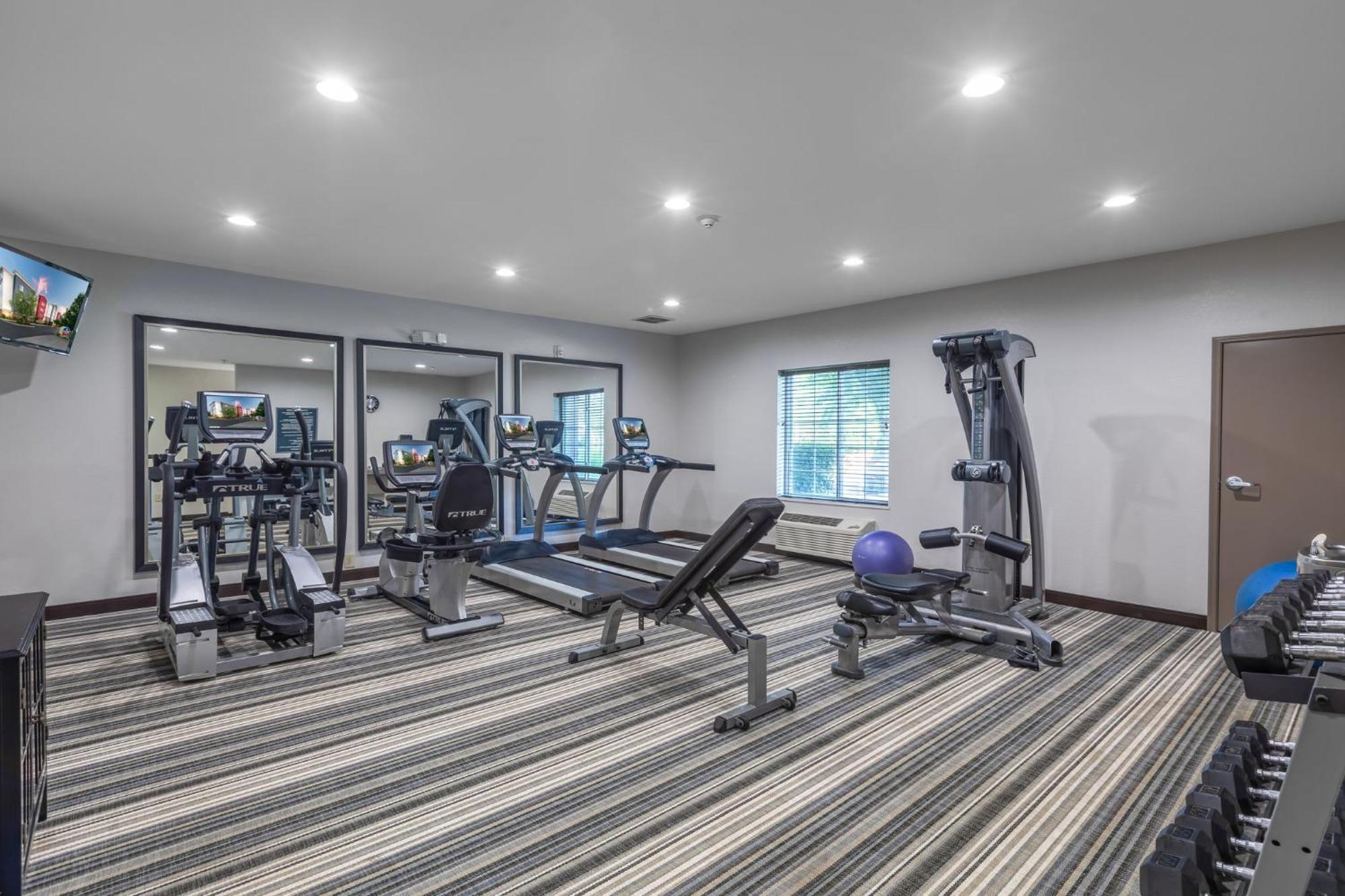 Candlewood Suites Greenville By Ihg Bagian luar foto