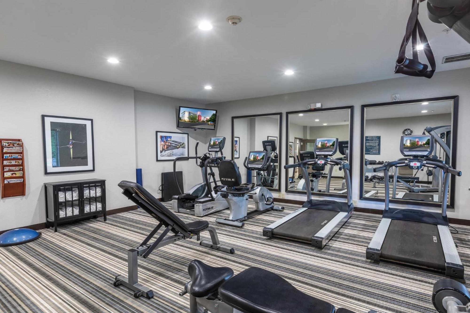Candlewood Suites Greenville By Ihg Bagian luar foto